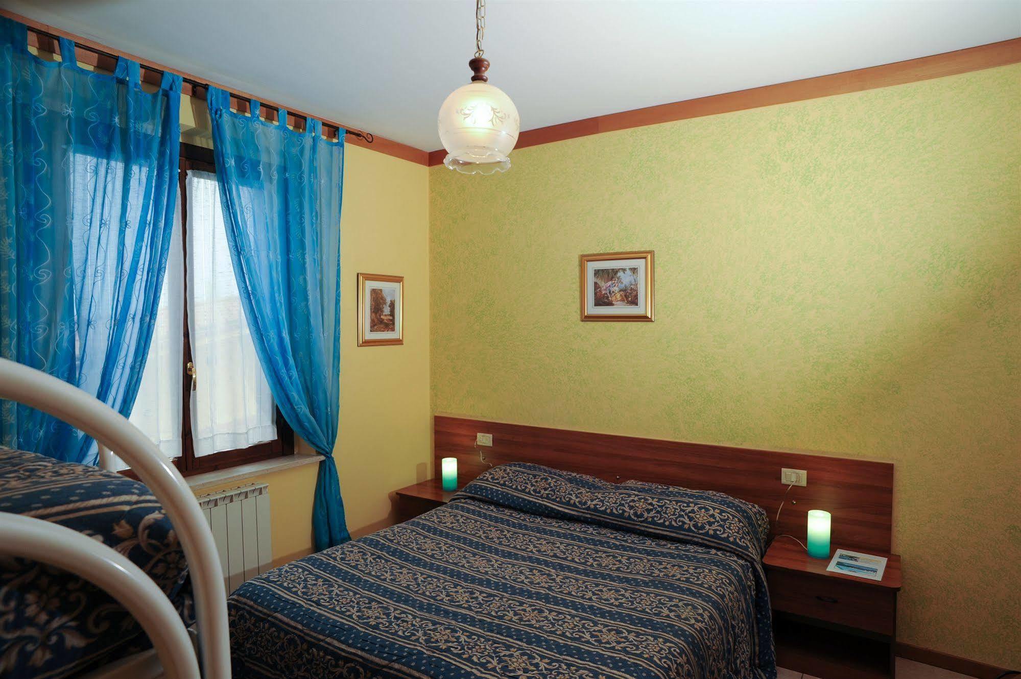 Agriturismo La Mora Assisi Eksteriør bilde