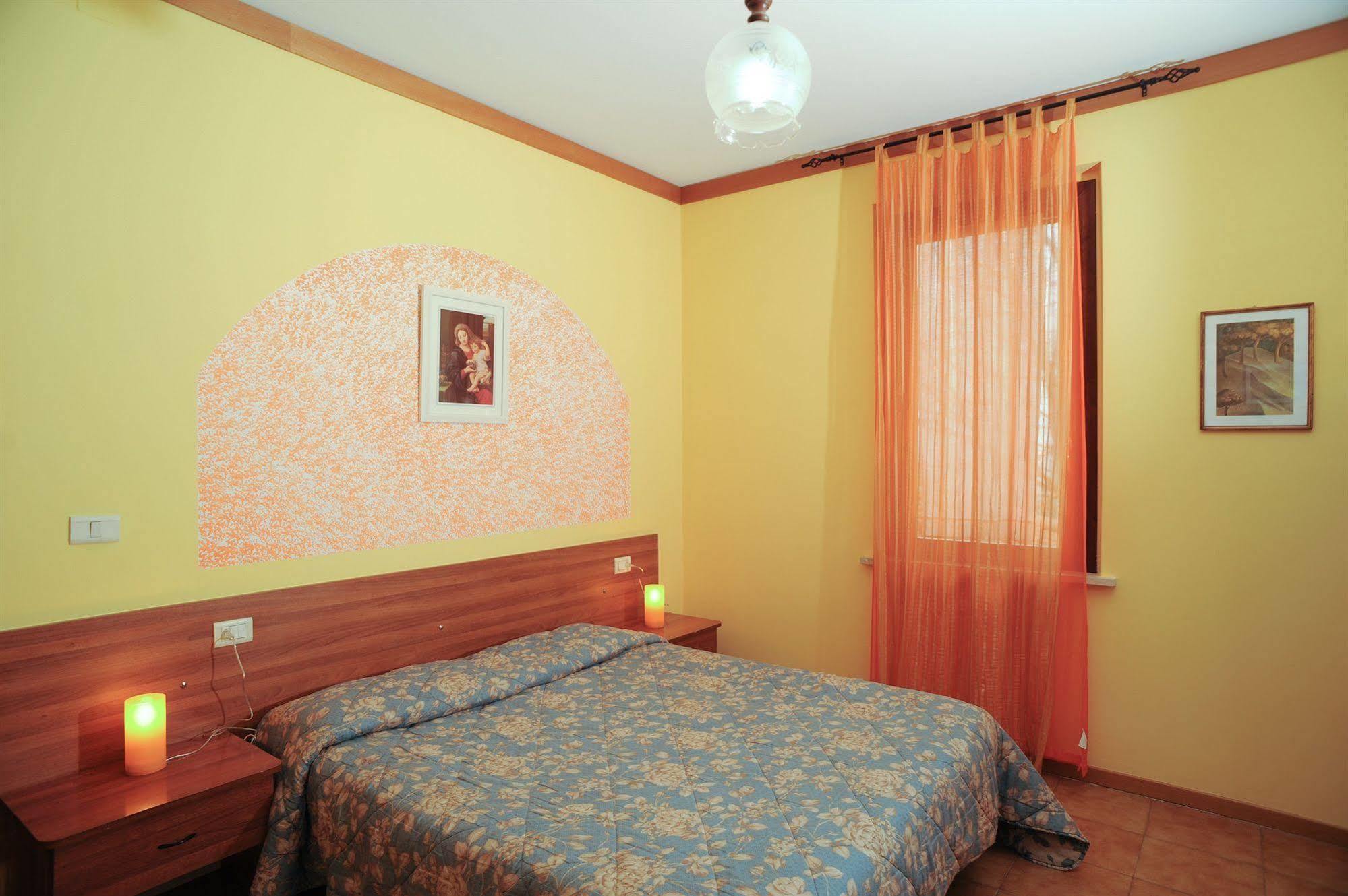 Agriturismo La Mora Assisi Eksteriør bilde