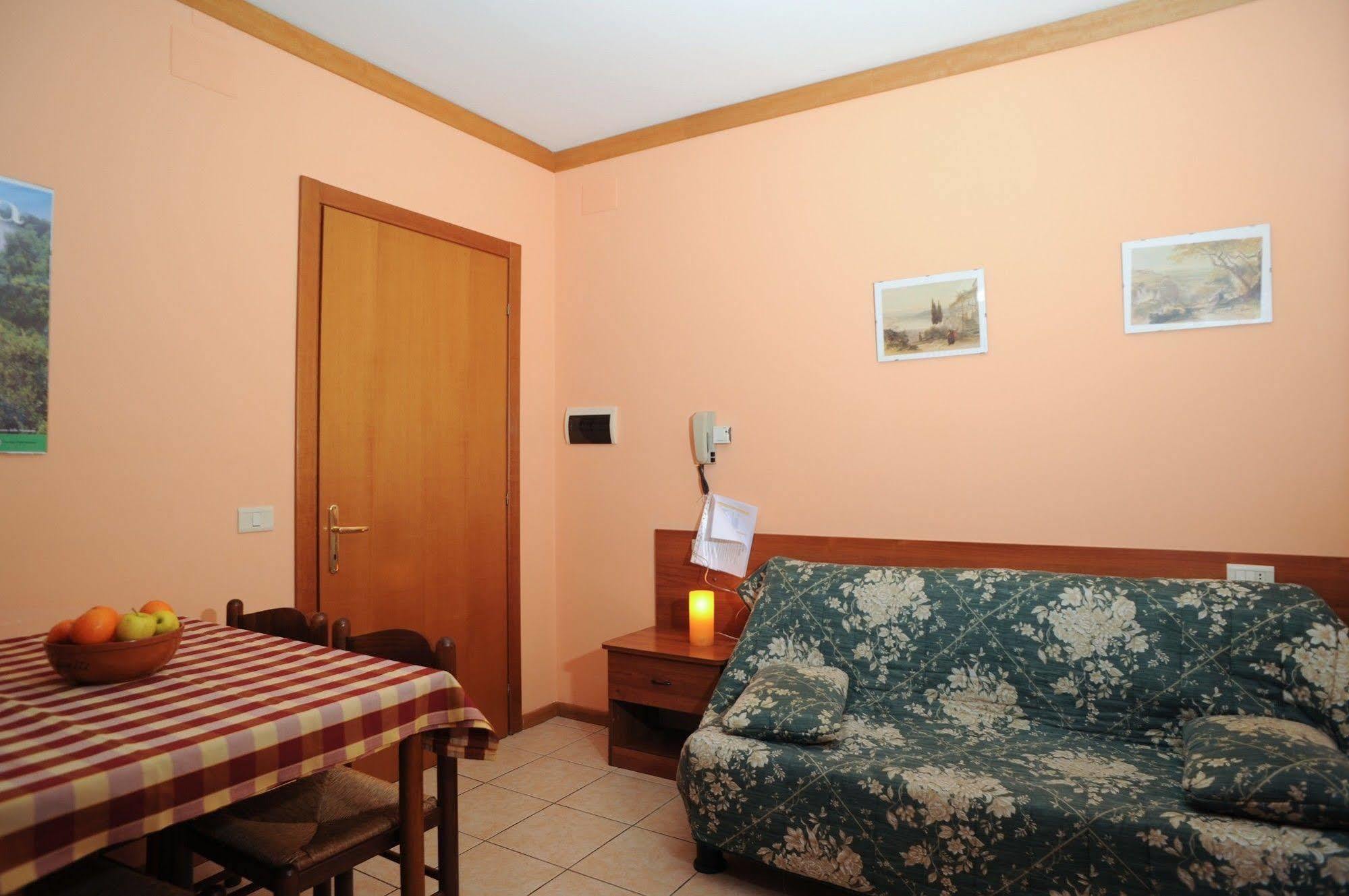 Agriturismo La Mora Assisi Eksteriør bilde