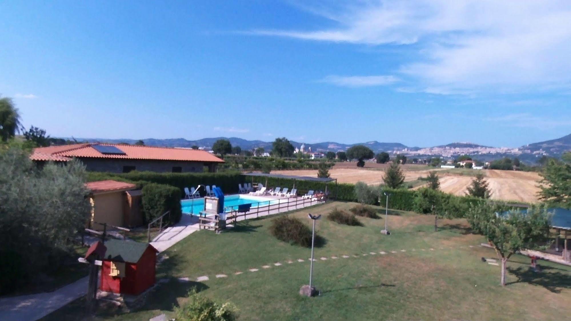 Agriturismo La Mora Assisi Eksteriør bilde